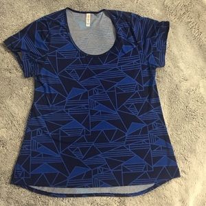 LuLa Roe • geometric shirt
